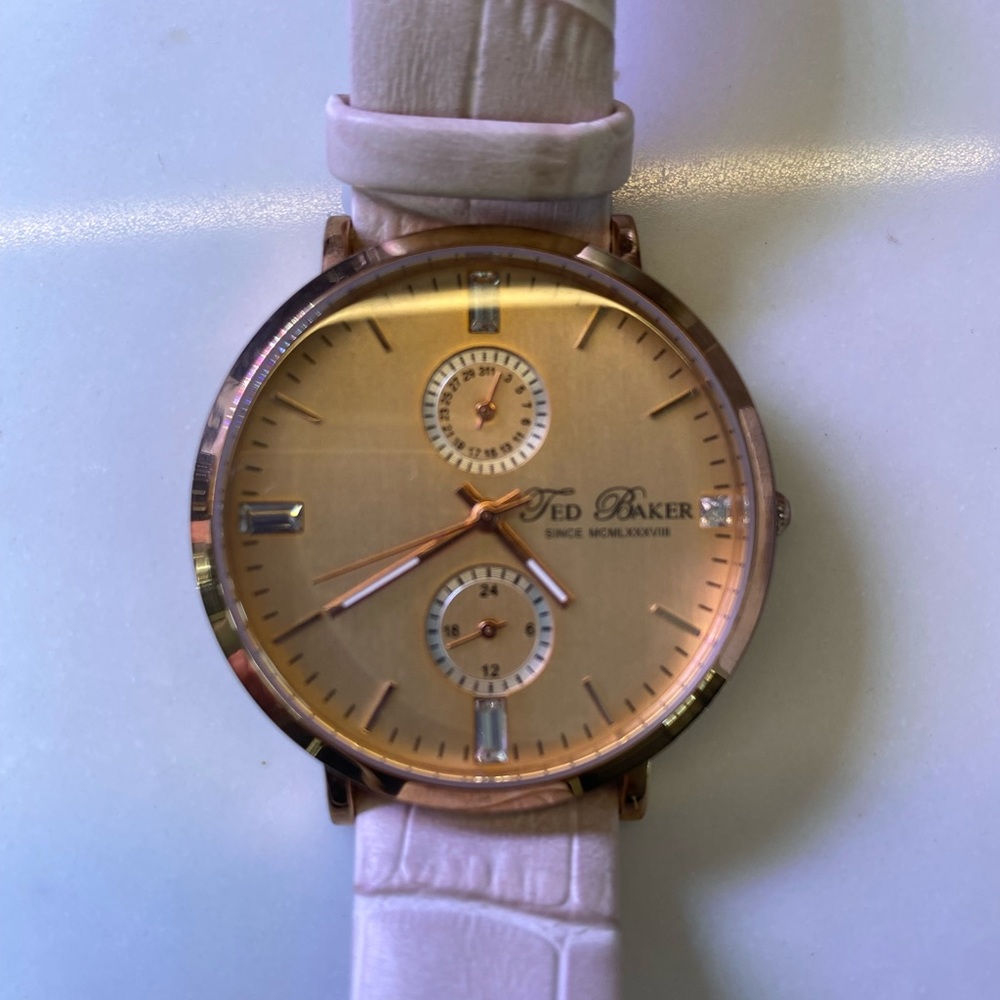 Ted Baker pink leather watch - Picture 6 of 7